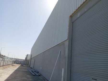 عرض سعر احترافي لتركيب هناجر ساندويتش بانل بالخبر