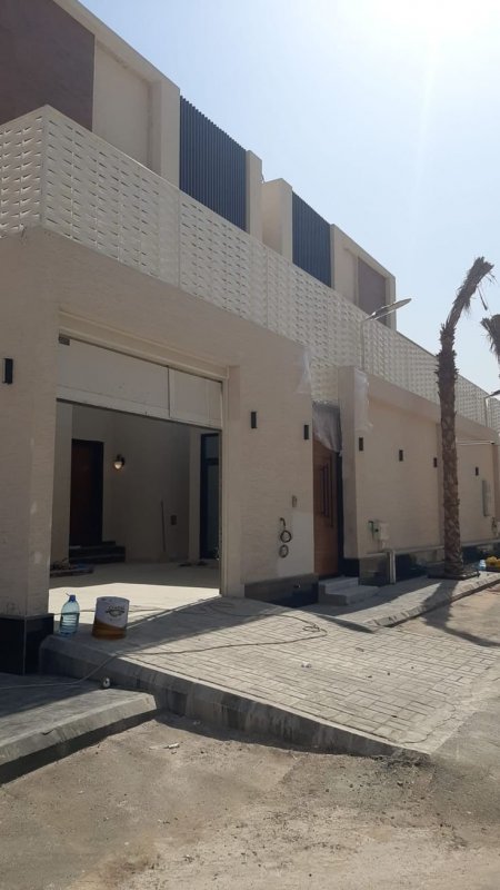 تركيب سواتر لأحواش الفلل والمنازل والاستراحات بالمنطقة الشرقية 