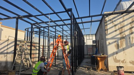 تركيب مظلات والواح وغرف ساندوتش بانل بالدمام